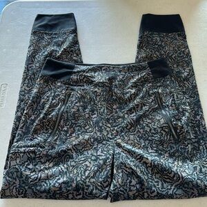 Athleta high waisted moisture wick joggers size 4.